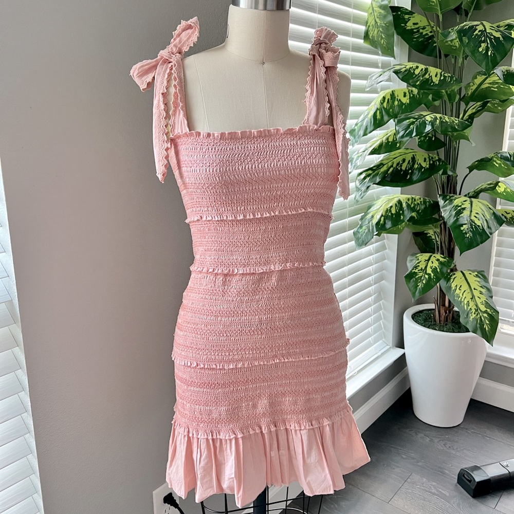 Chelsea and violet casual shirring dress pink